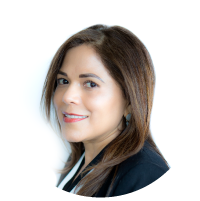 Luisa Cordova Golden Experiences in Ecuador