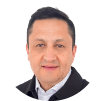 Xavier Proaño Golden Experiences in Ecuador